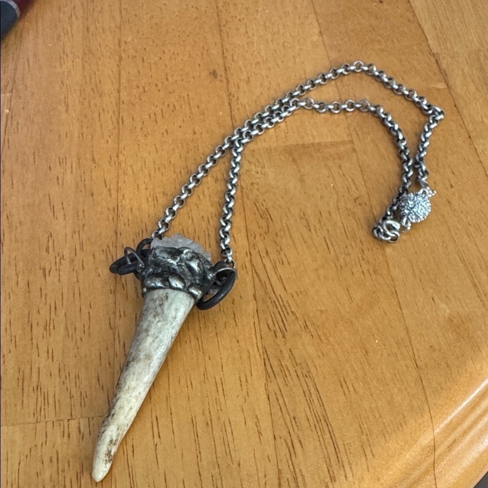 Antler tip crystal cluster necklace - Picture 7 of 7